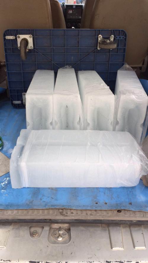 成都工业降温冰块工厂 成都制冰厂工业用冰 - 成都冰王制冰厂 - 卓采