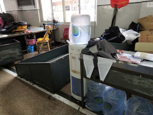 夏日送清凉 关爱职工,情系一线